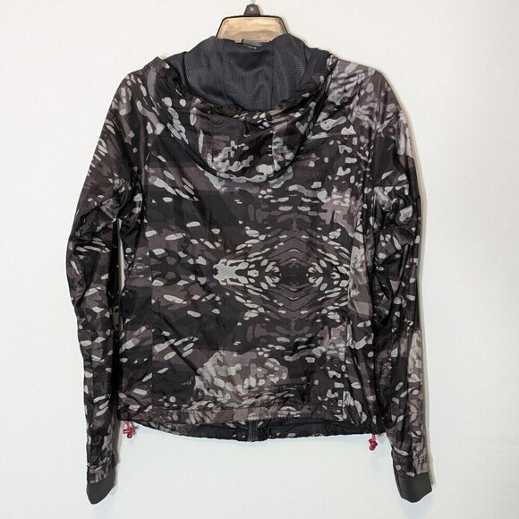 NEW BALANCE Camo Hooded Activewear Full Zip Windbreaker Jacket; Women Size S - Picture 3 of 6